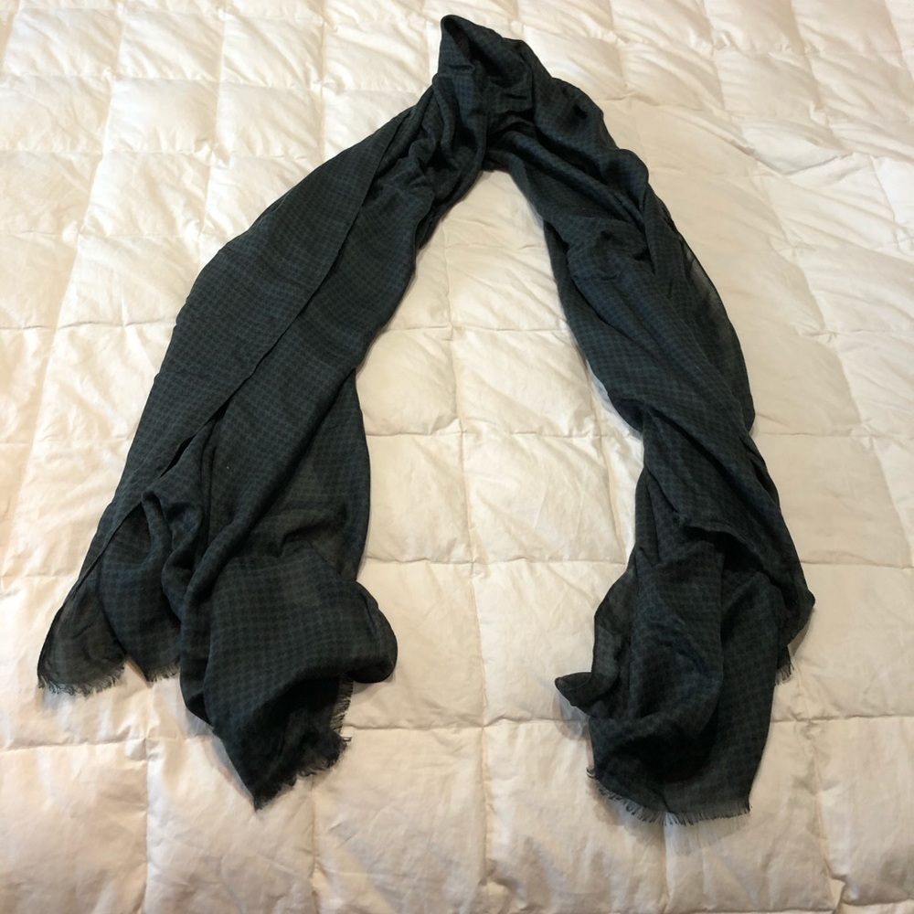Barney’s New York - Modal / Silk Scarf